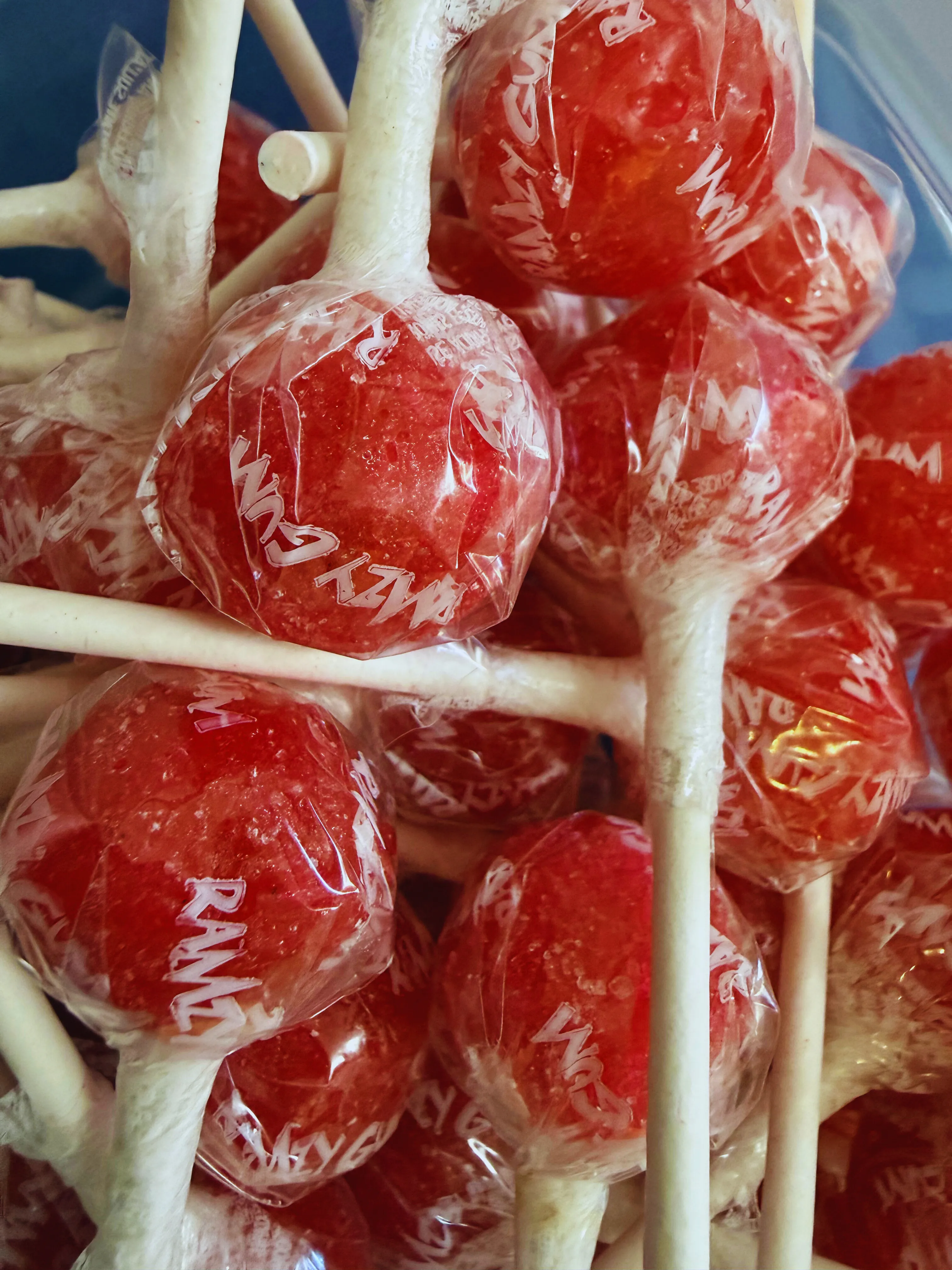 Sucette MINI fraise chewing-gum - Unité